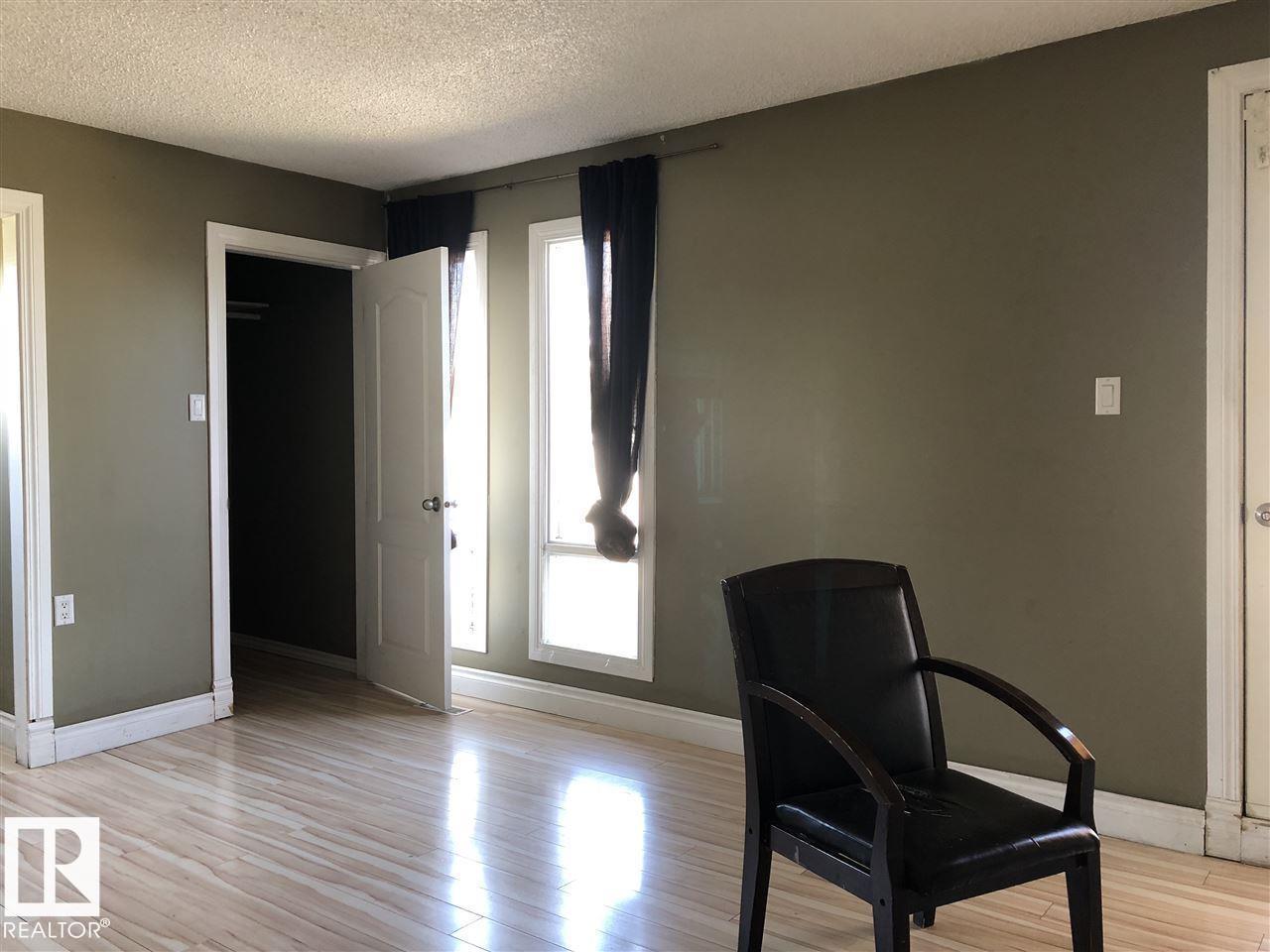 11507 141 AV NW, Edmonton