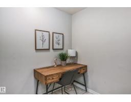 #115 10118 106 Av Nw, Edmonton, AB T5H0B8 Photo 10