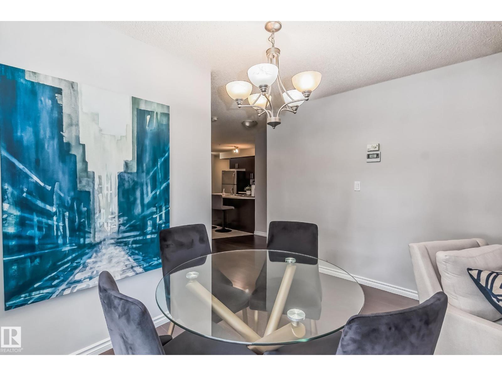 #115 10118 106 AV NW, Edmonton