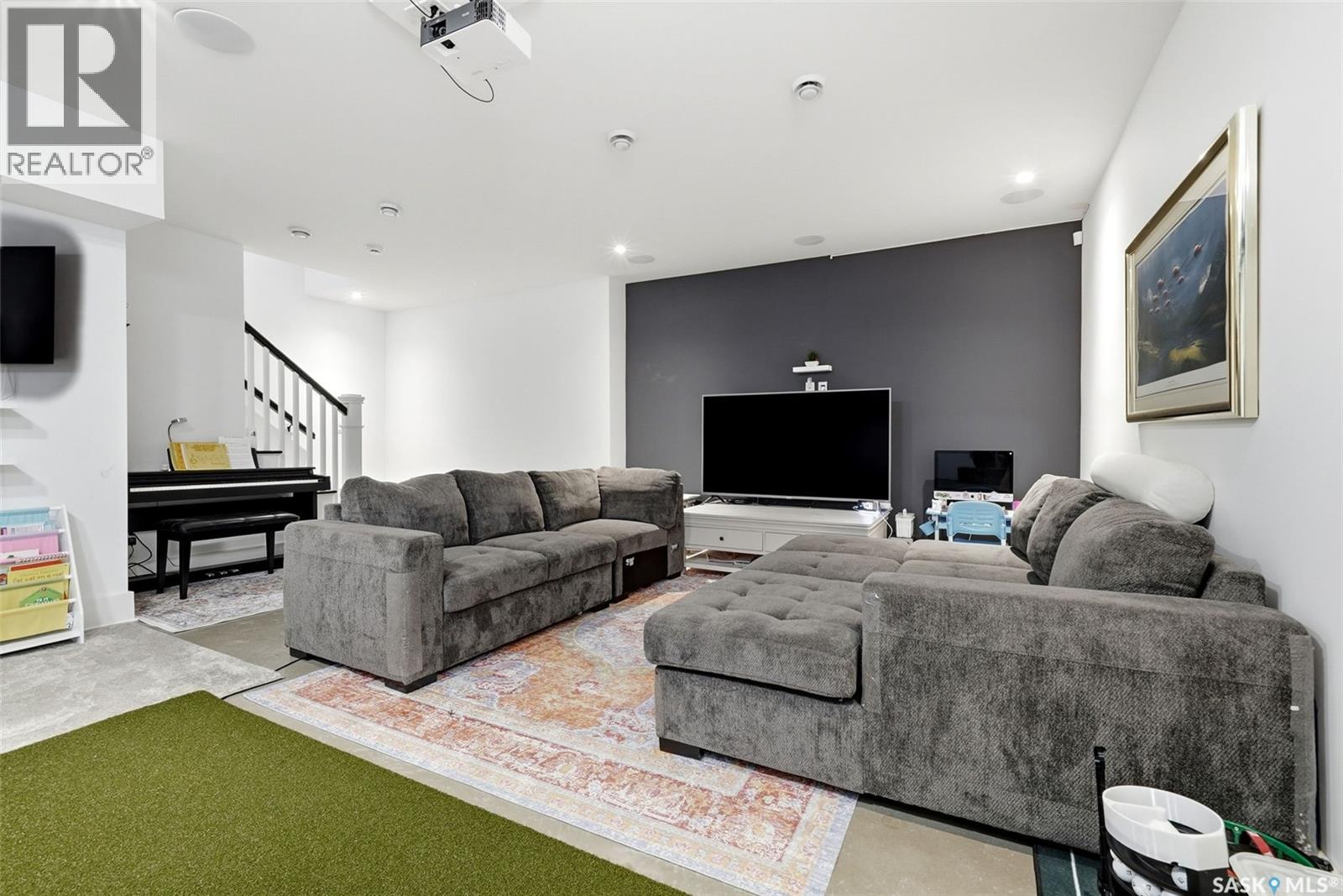 6105 Little Pine LOOP - 45