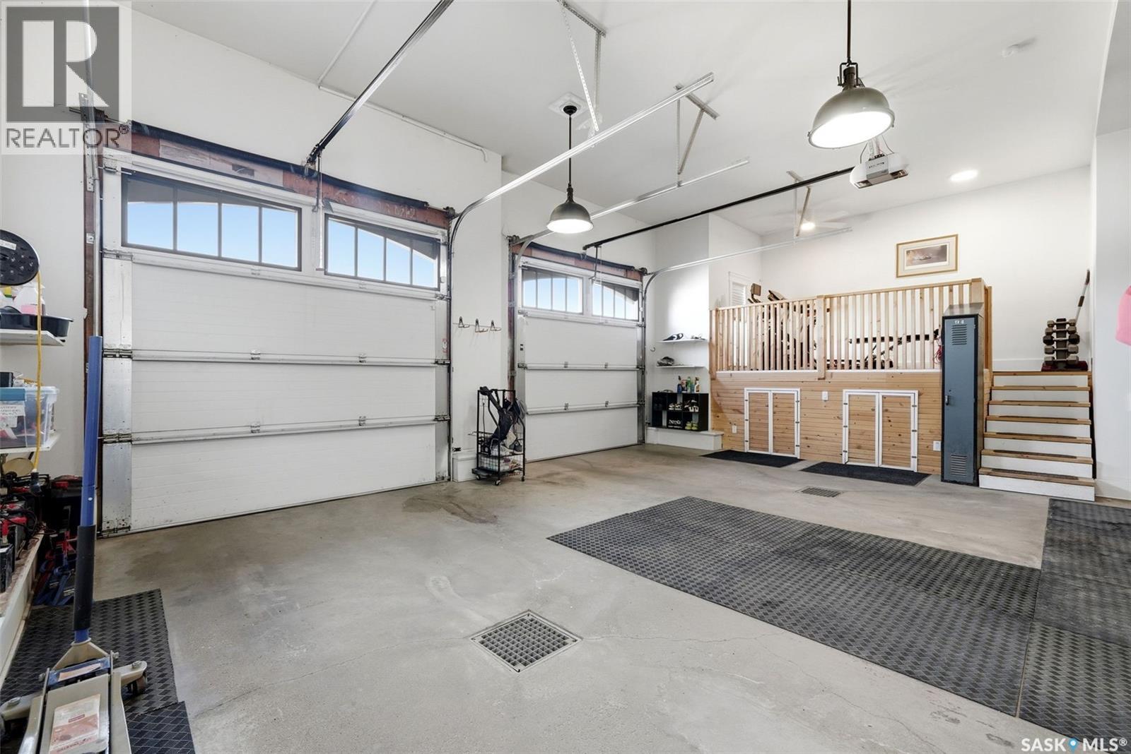 6105 Little Pine LOOP - 52