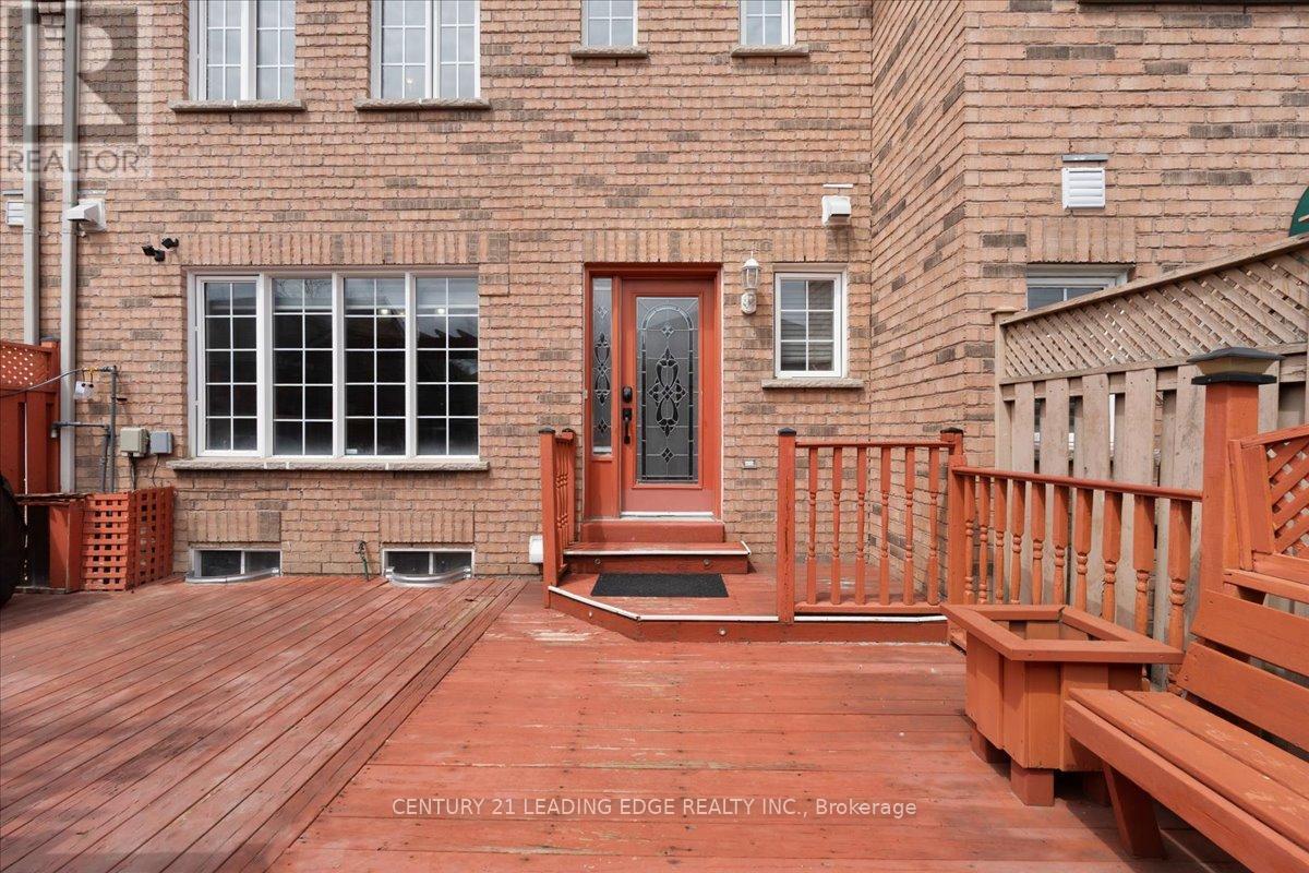 46 GEORGINA GATE - 34