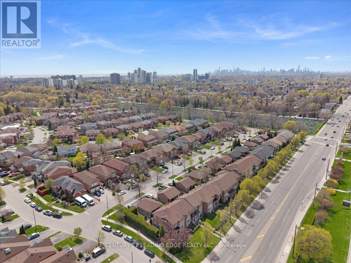 46 GEORGINA GATE - 42