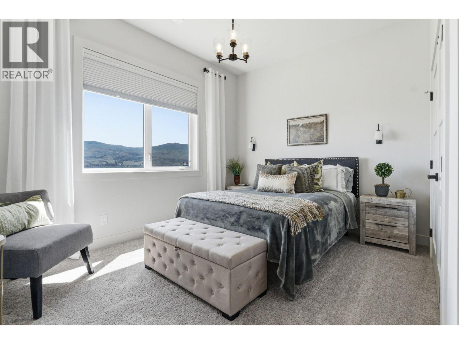 10 1600 Goldenview Drive, West Kelowna