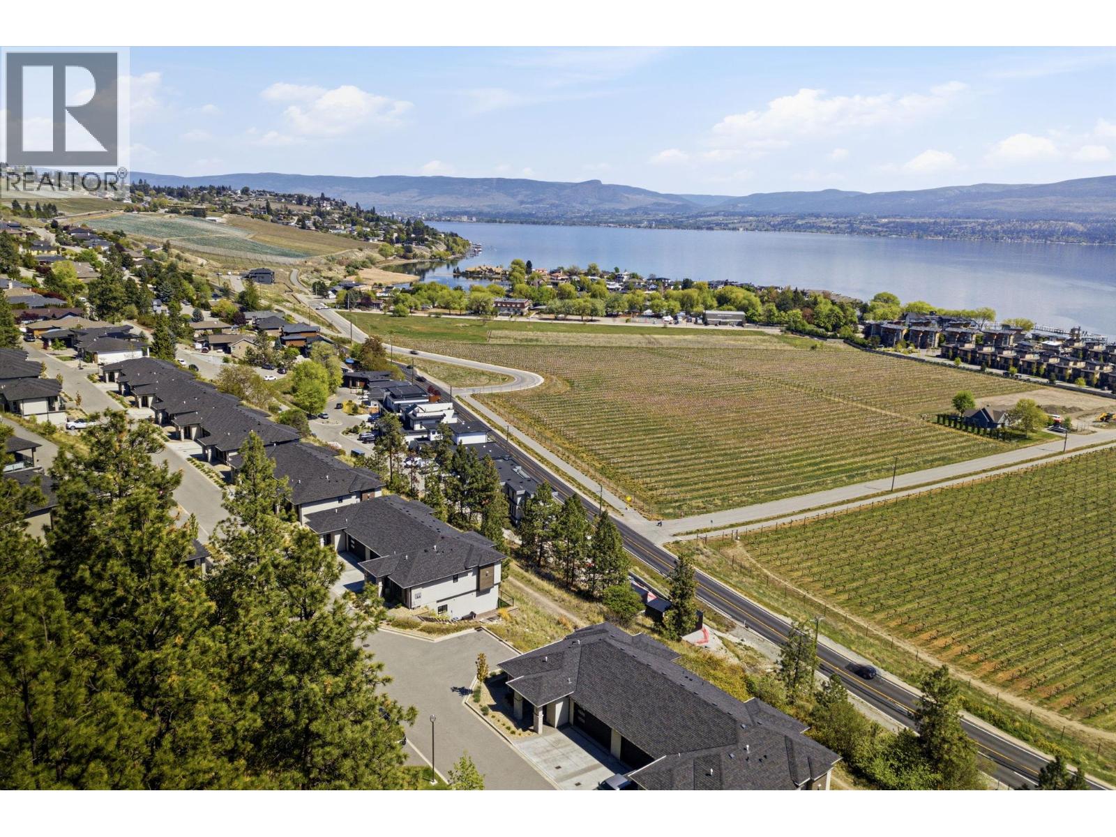 10 1600 Goldenview Drive, West Kelowna