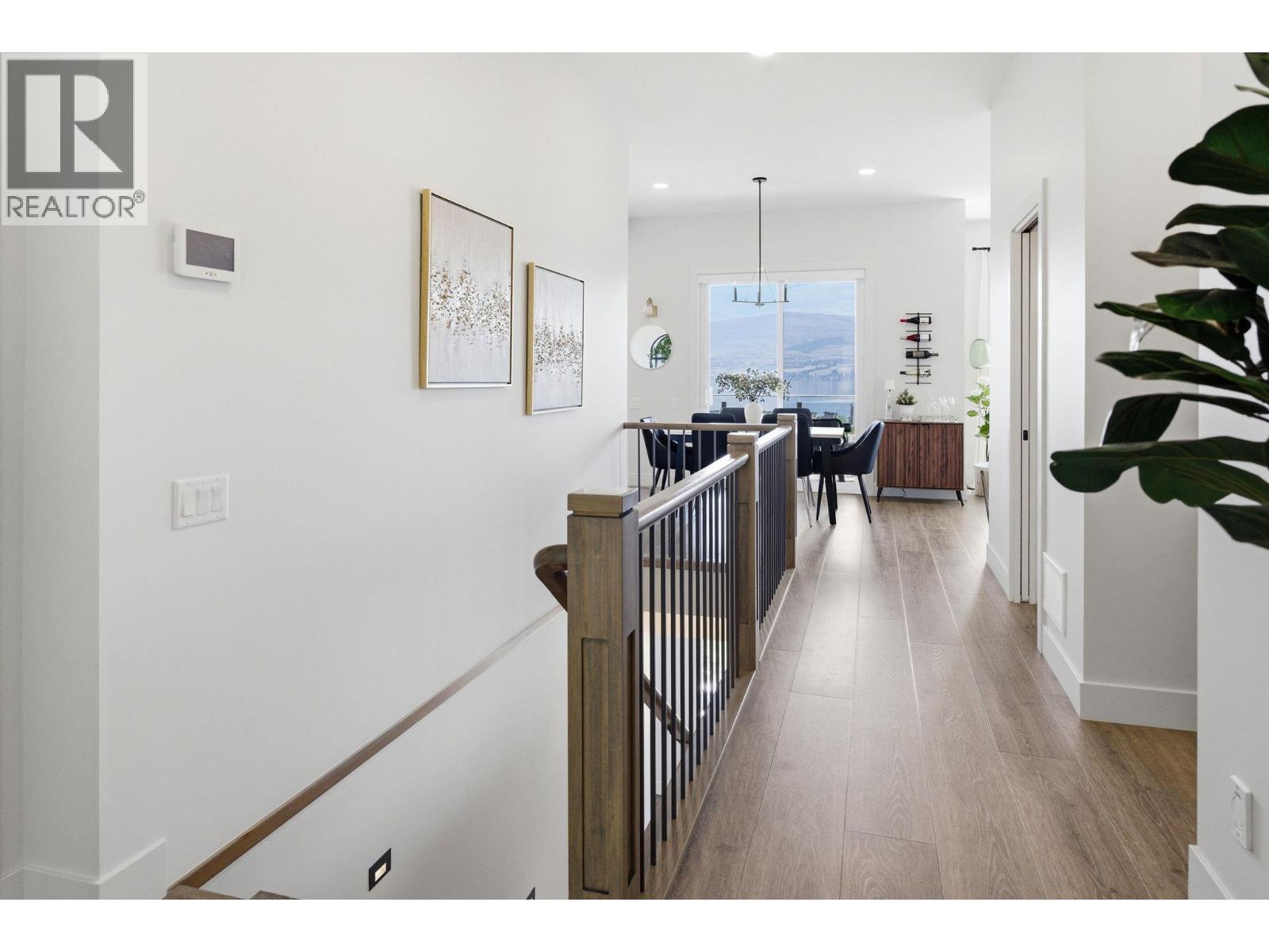 10 1600 Goldenview Drive, West Kelowna
