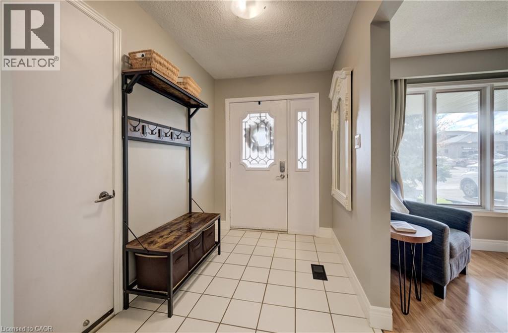 226 HILLMER Road, Cambridge, Ontario, N1R6N8 — Photo 4