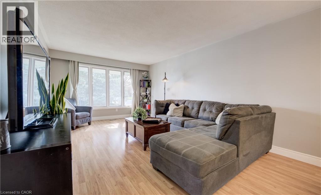 226 HILLMER Road, Cambridge, Ontario, N1R6N8 — Photo 9