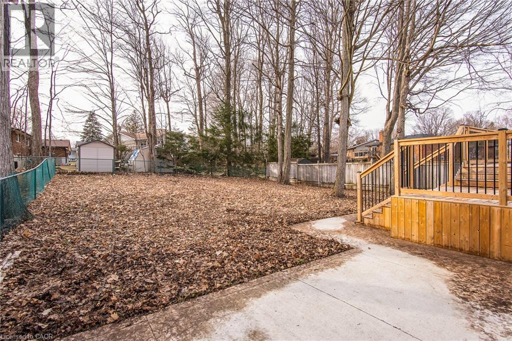 627 GLEN FORREST Boulevard, Waterloo, Ontario, N2L4K2 — Photo 4