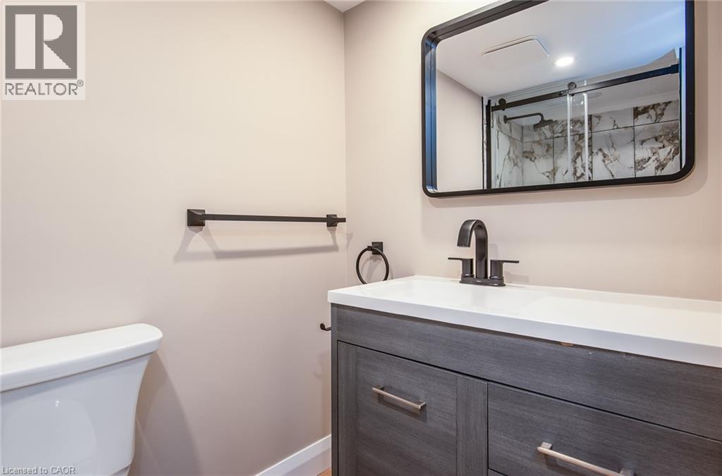 627 GLEN FORREST Boulevard, Waterloo, Ontario, N2L4K2 — Photo 44