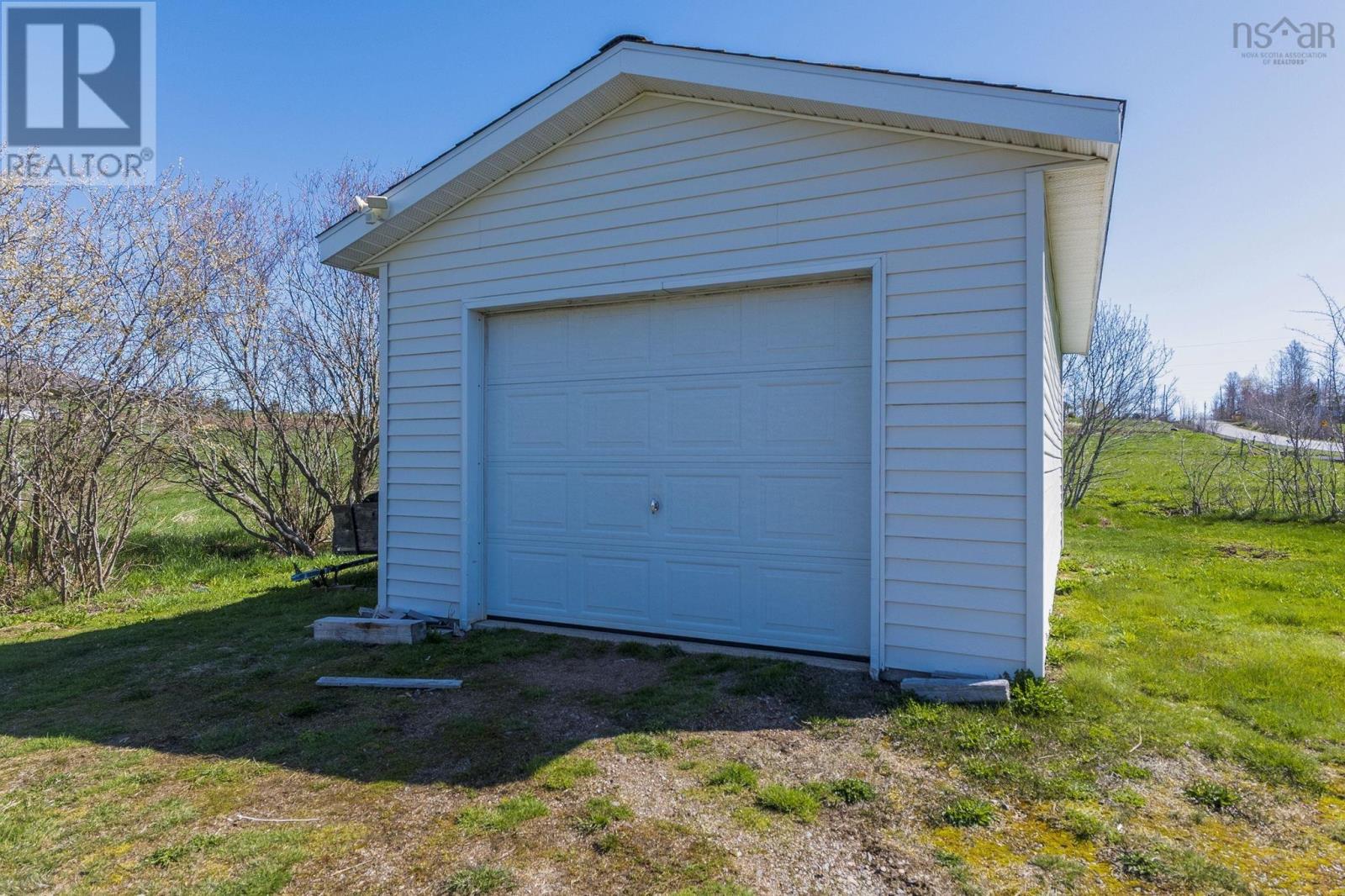 Property 38 of 42 of 427 Brooklyn Rd