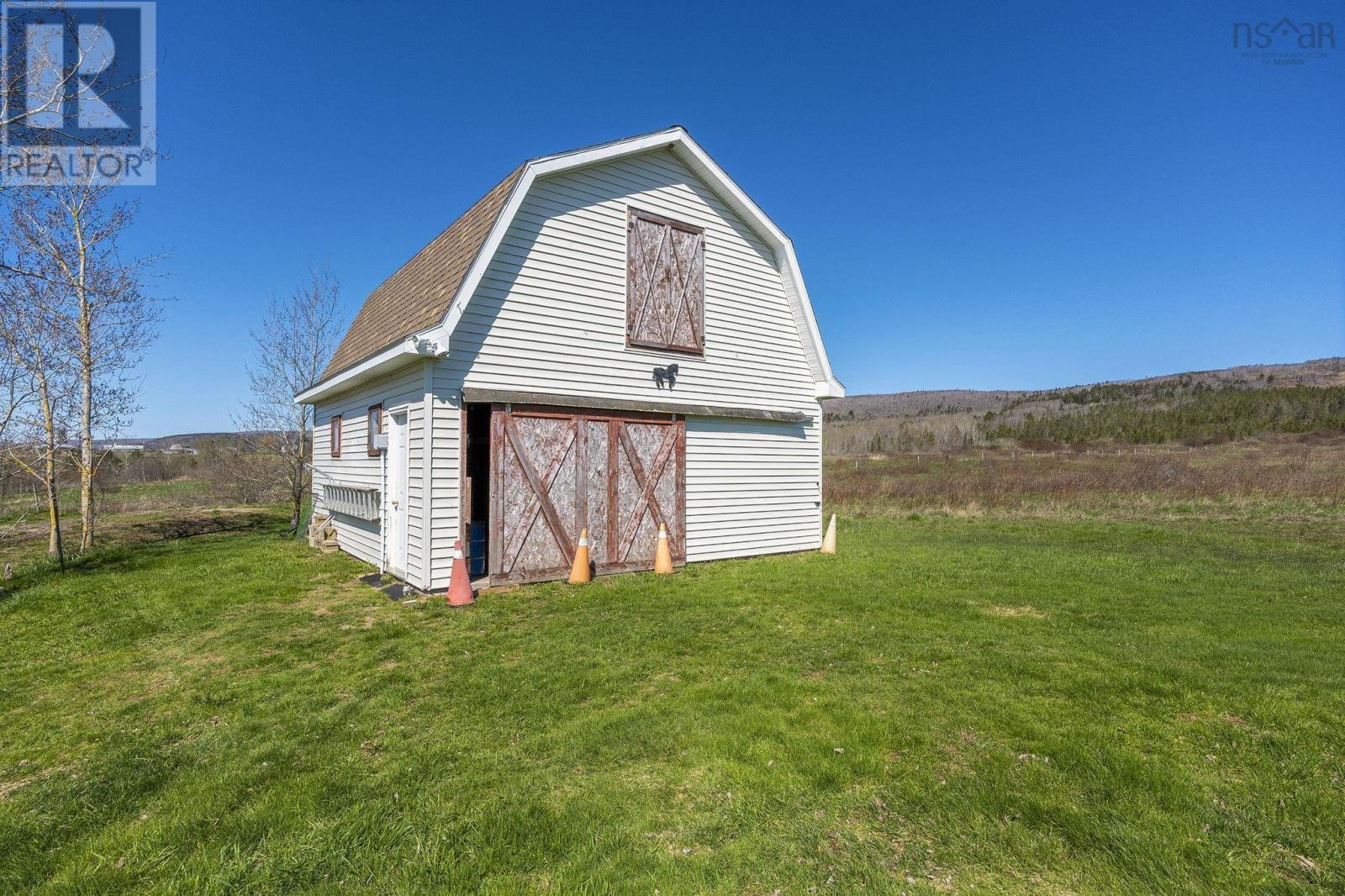 Property 37 of 42 of 427 Brooklyn Rd