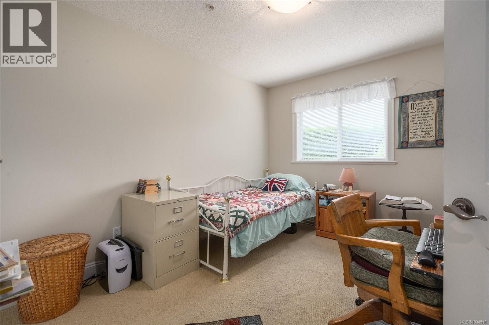 #12 340 Young St - 20
