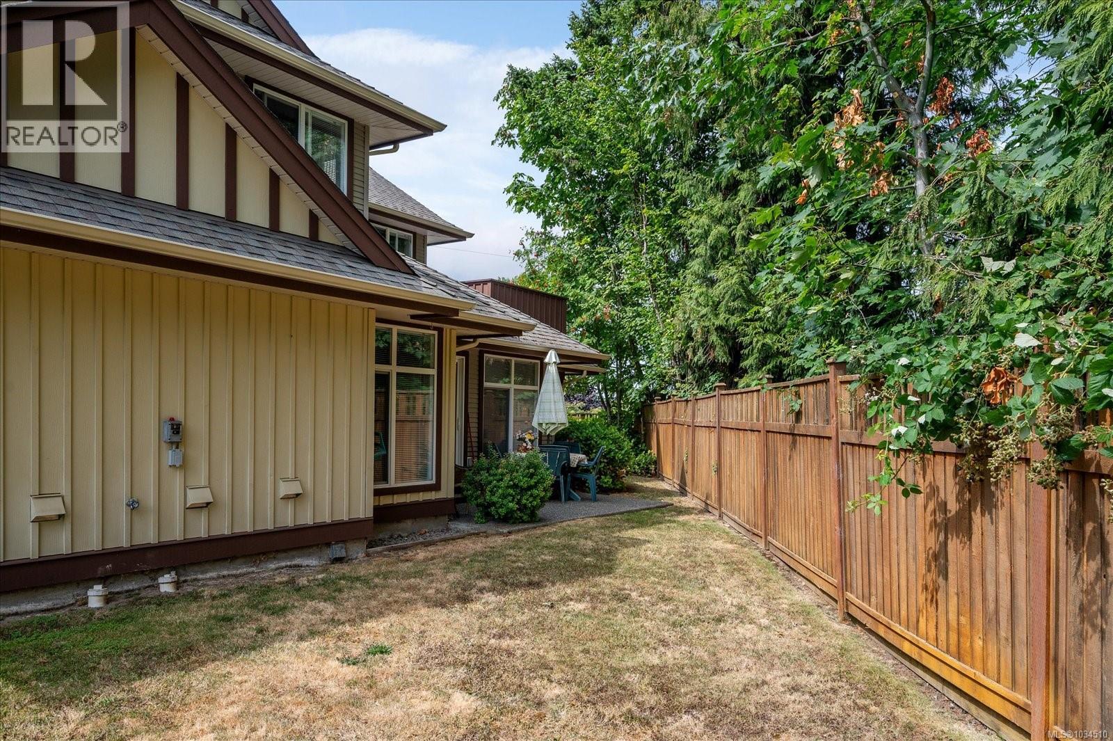 #12 340 Young St - 24