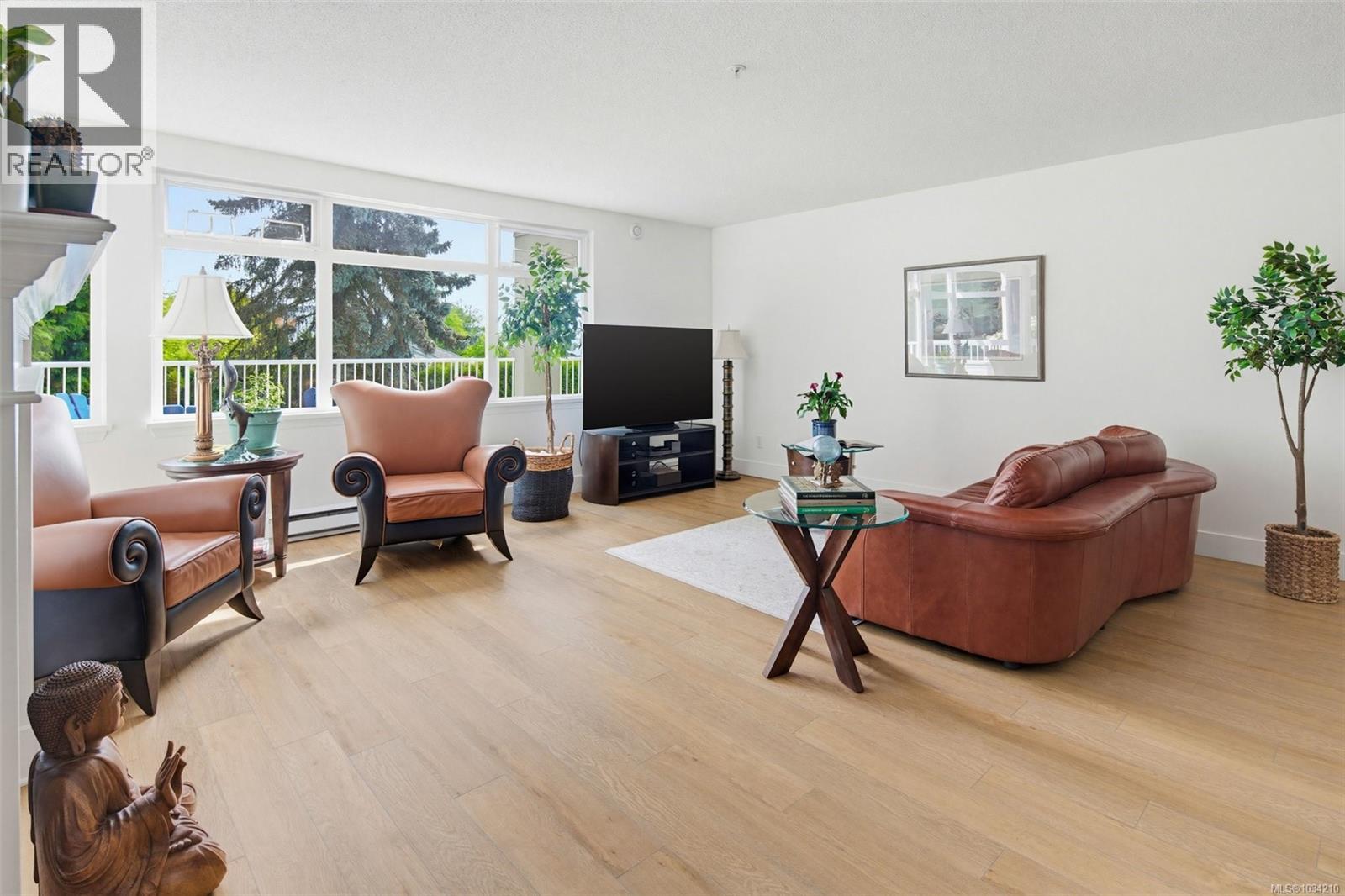 #209 5110 Cordova Bay Rd - 6