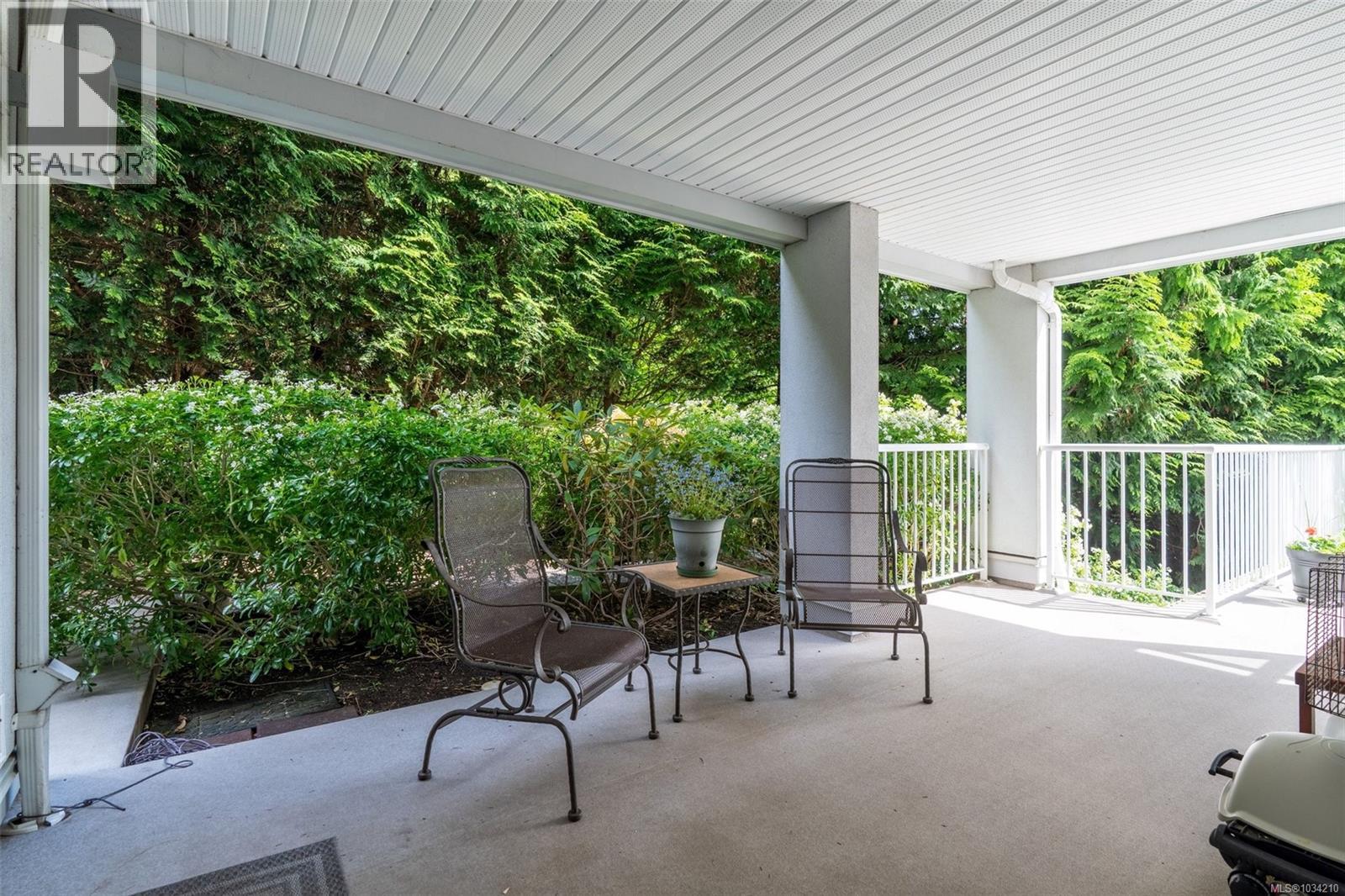 #209 5110 Cordova Bay Rd - 26