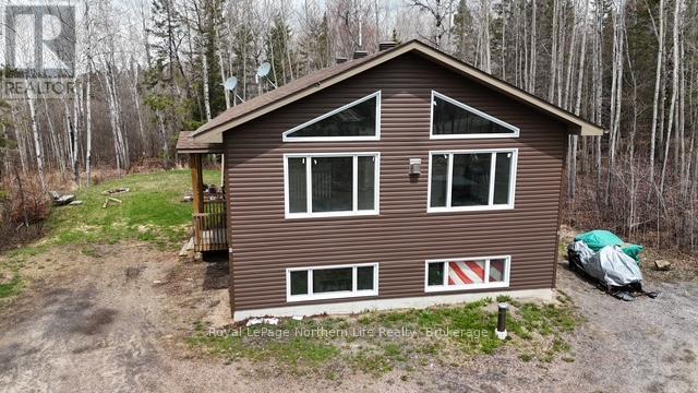 522 HART ROAD - 3