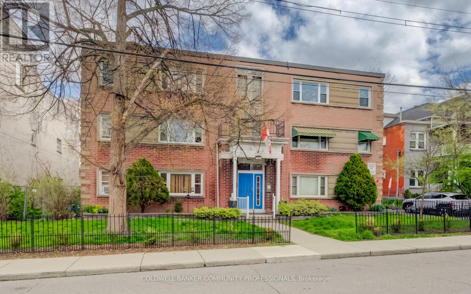 137 EMERALD STREET S - 17