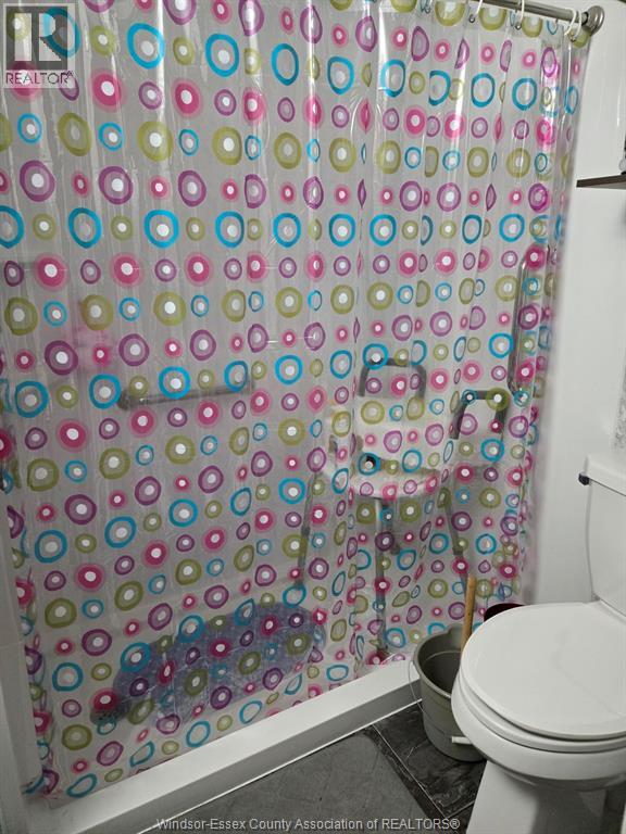 3595 QUEEN - 15