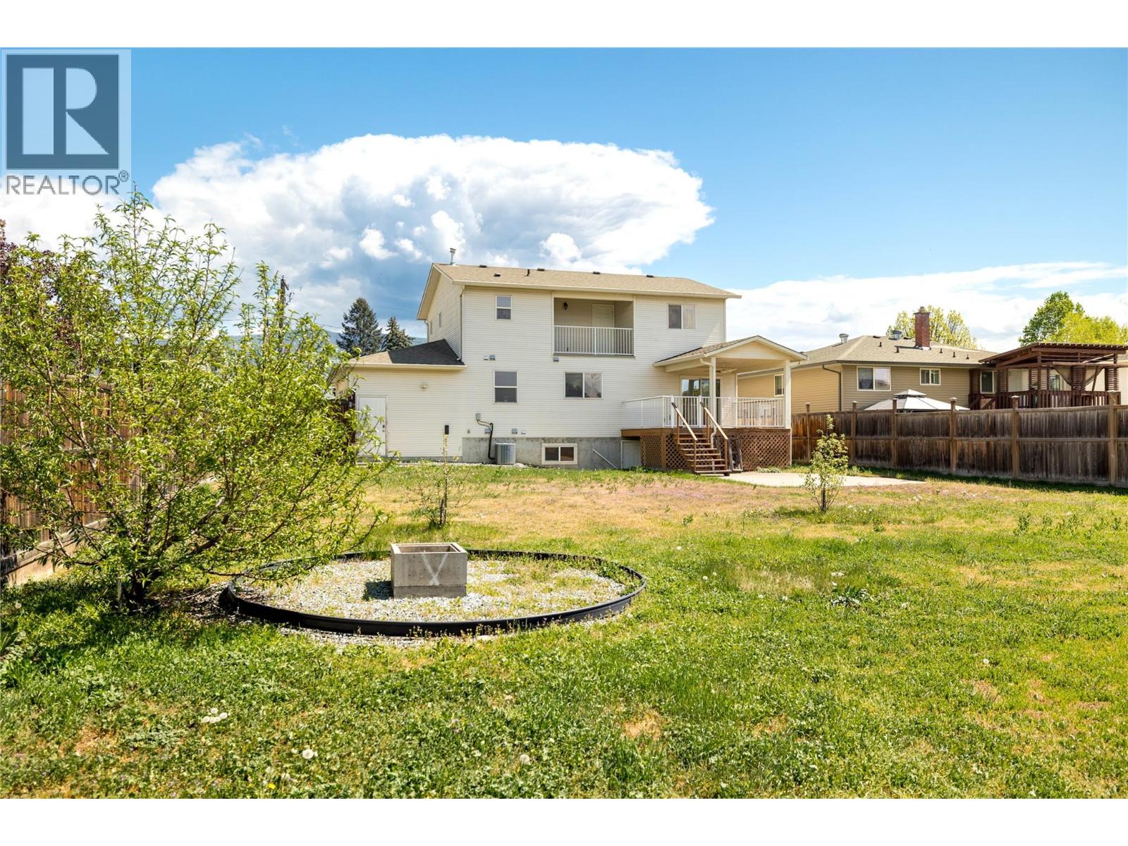 940 Mayfair Road, Kelowna