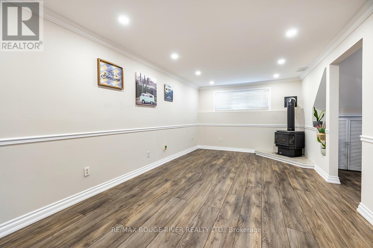 411 POMPANO COURT - 21