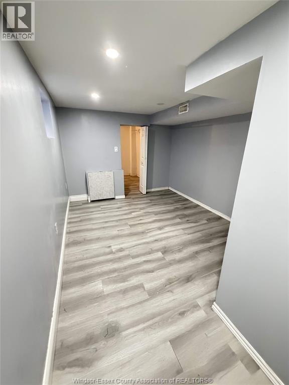 1043 BRUCE AVENUE Unit# LOWER, Windsor, Ontario, N8A4Y1 — Photo 12