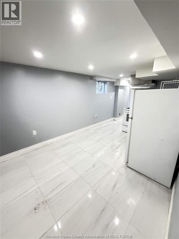 1043 BRUCE AVENUE Unit# LOWER, Windsor, Ontario, N8A4Y1 — Photo 6
