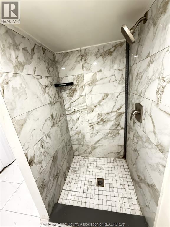 1043 BRUCE AVENUE Unit# LOWER, Windsor, Ontario, N8A4Y1 — Photo 10