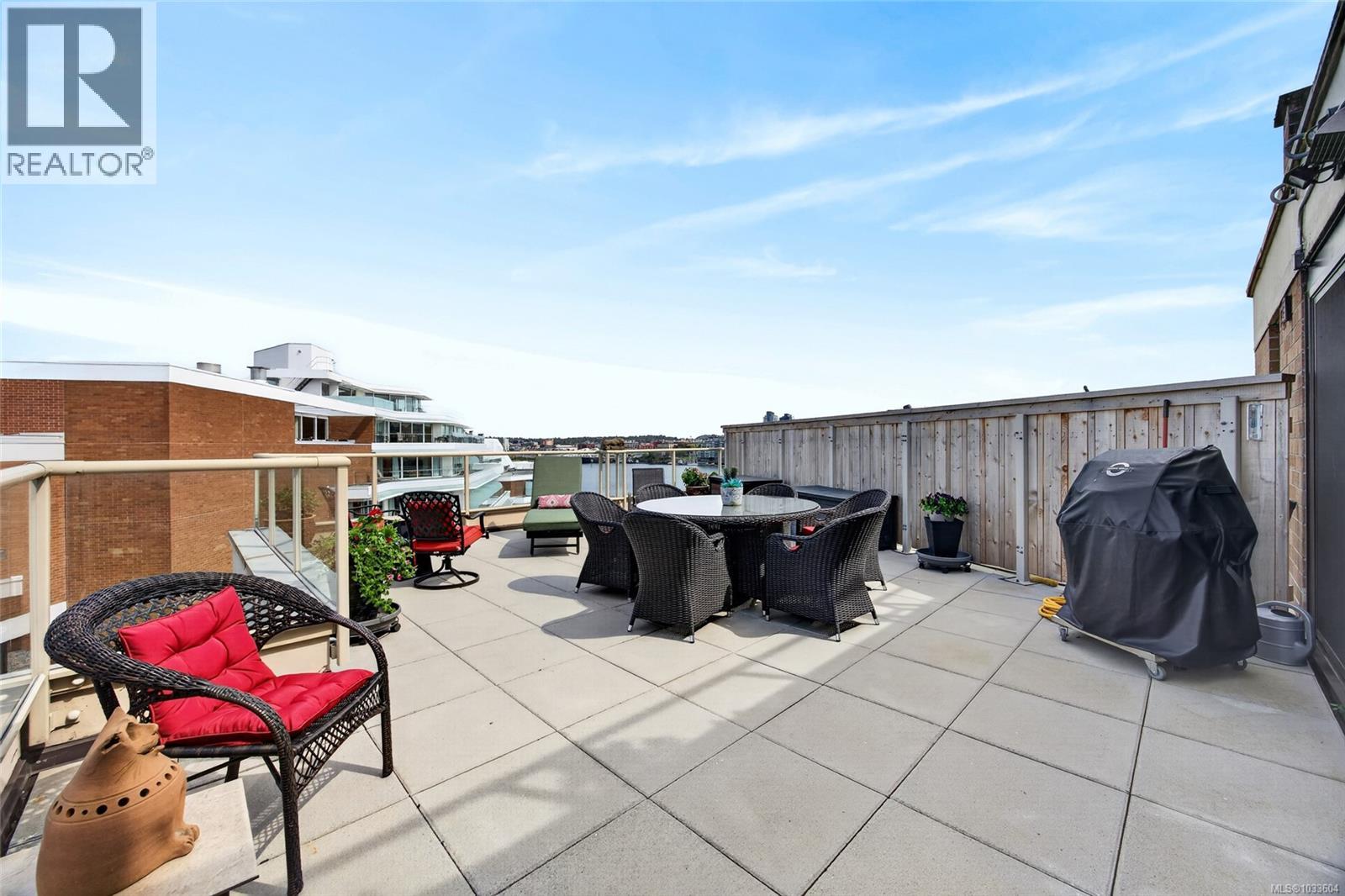504 225 Belleville Street, Victoria