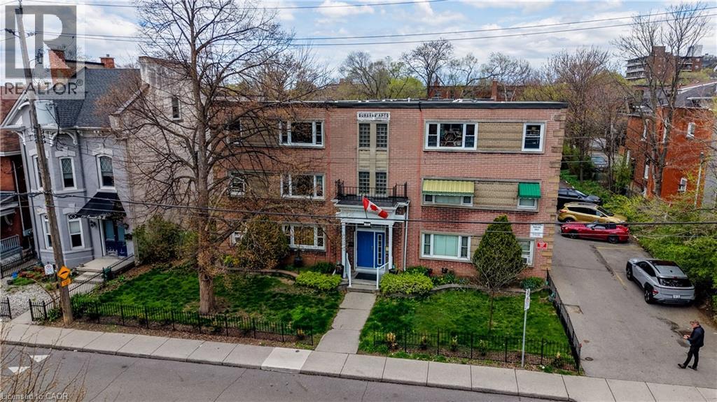 #25 137 EMERALD Street S - 22