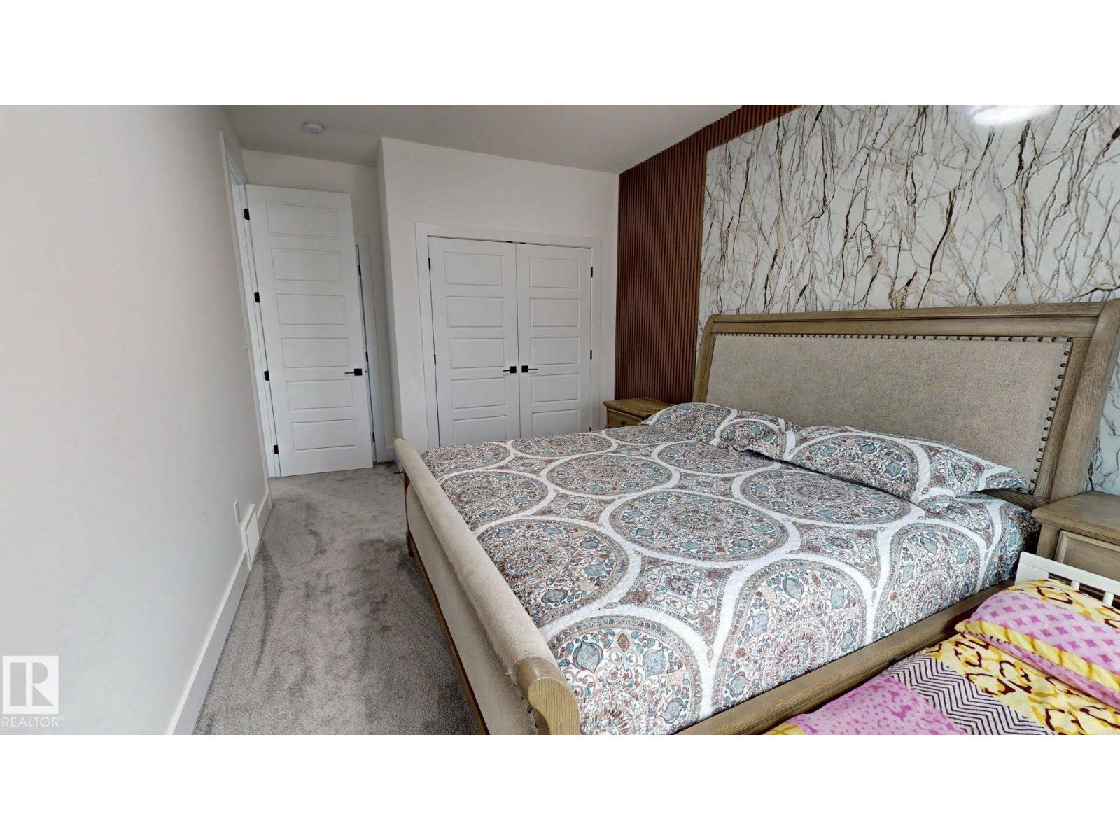 6227 19 ST NE - 22