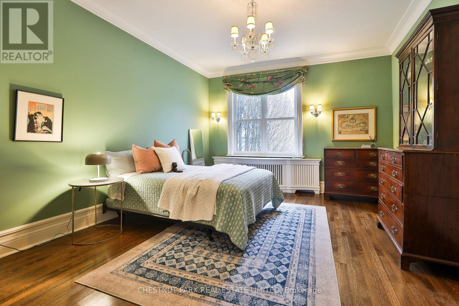 17 ELM AVENUE - 25