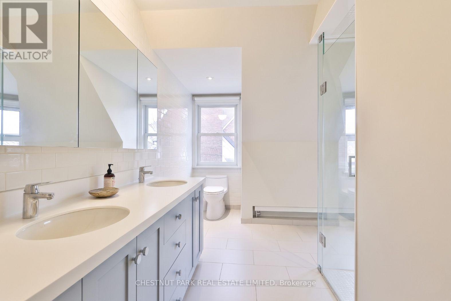 17 ELM AVENUE - 36