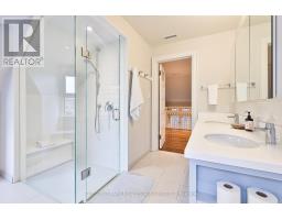 17 Elm Avenue, Toronto, ON M4W1M9 Photo 37