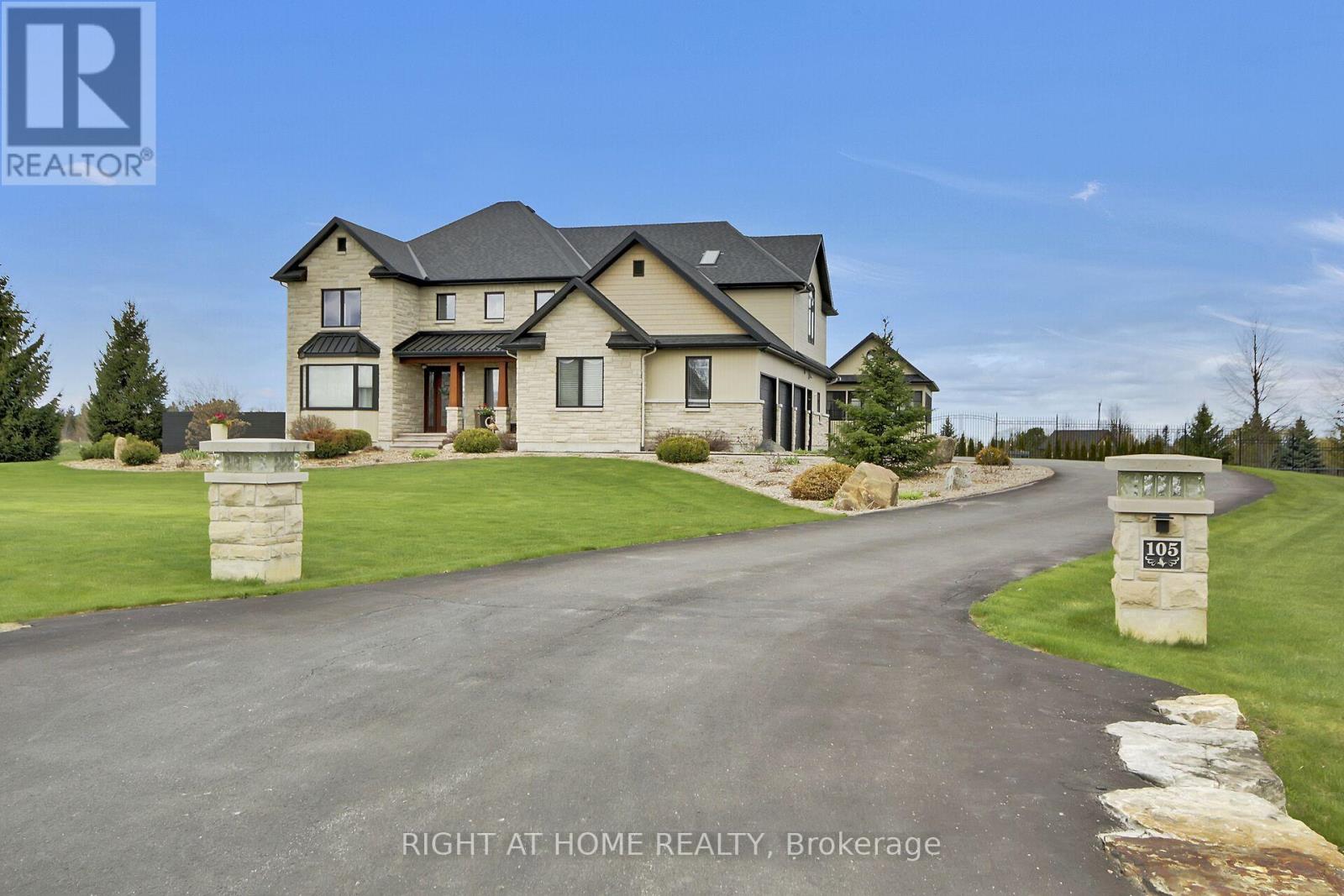 105 RAVENVIEW WAY - 1