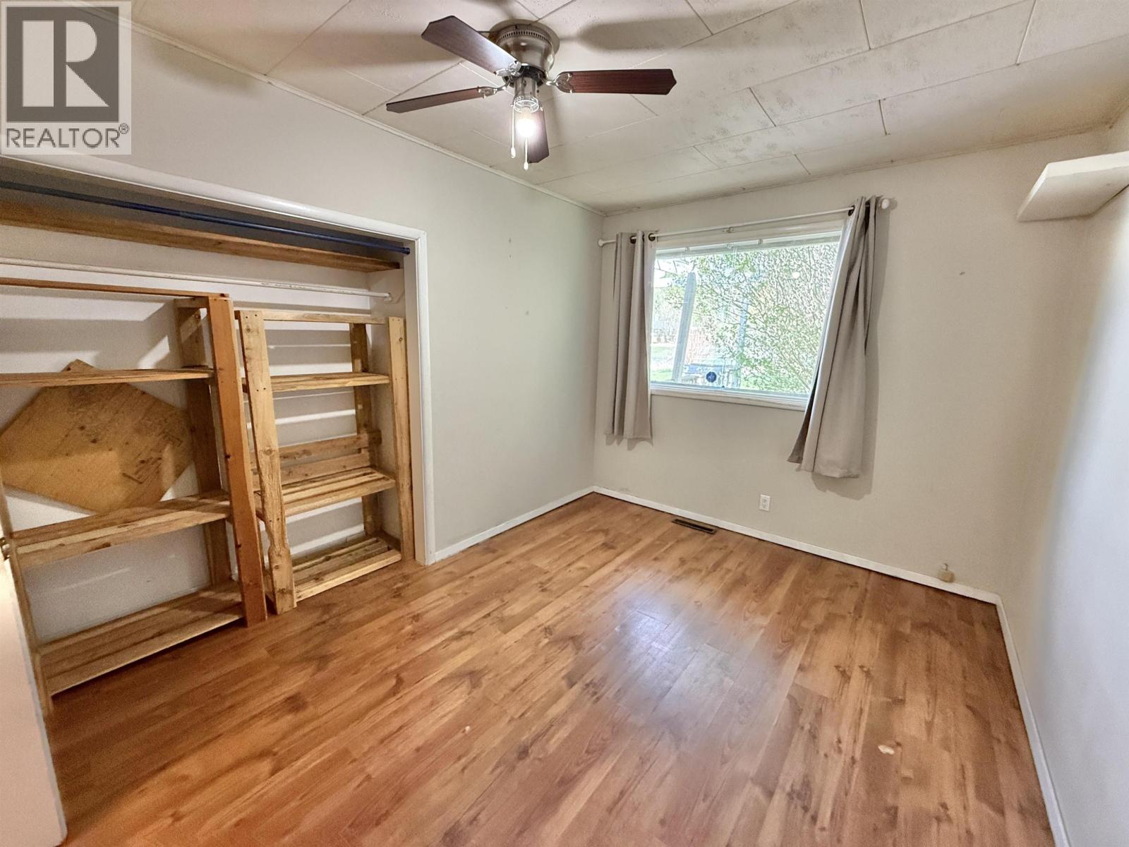 284 SCOTT ROAD - 17