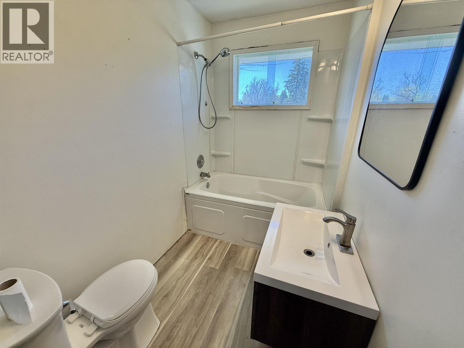 284 SCOTT ROAD - 23