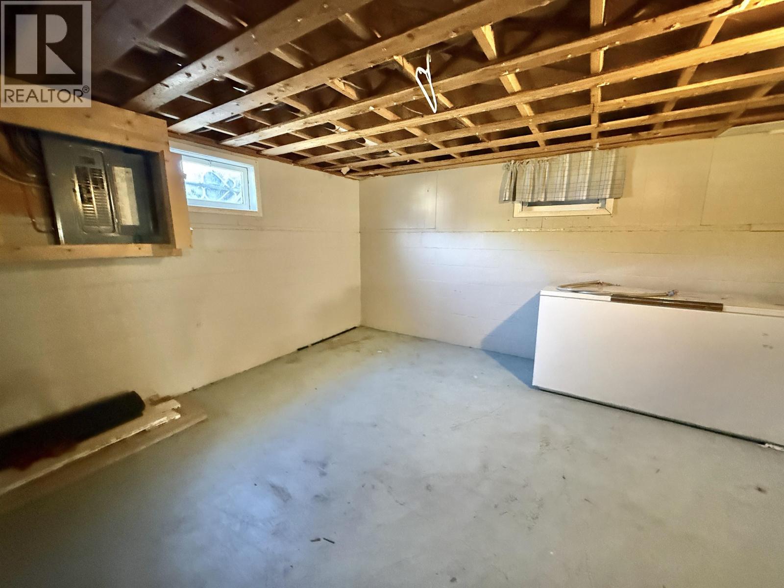 284 SCOTT ROAD - 28