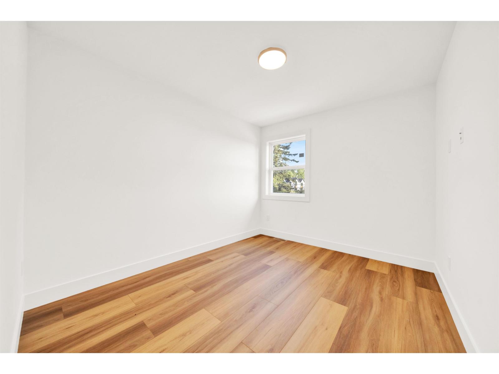 16489 20 AVENUE, Surrey