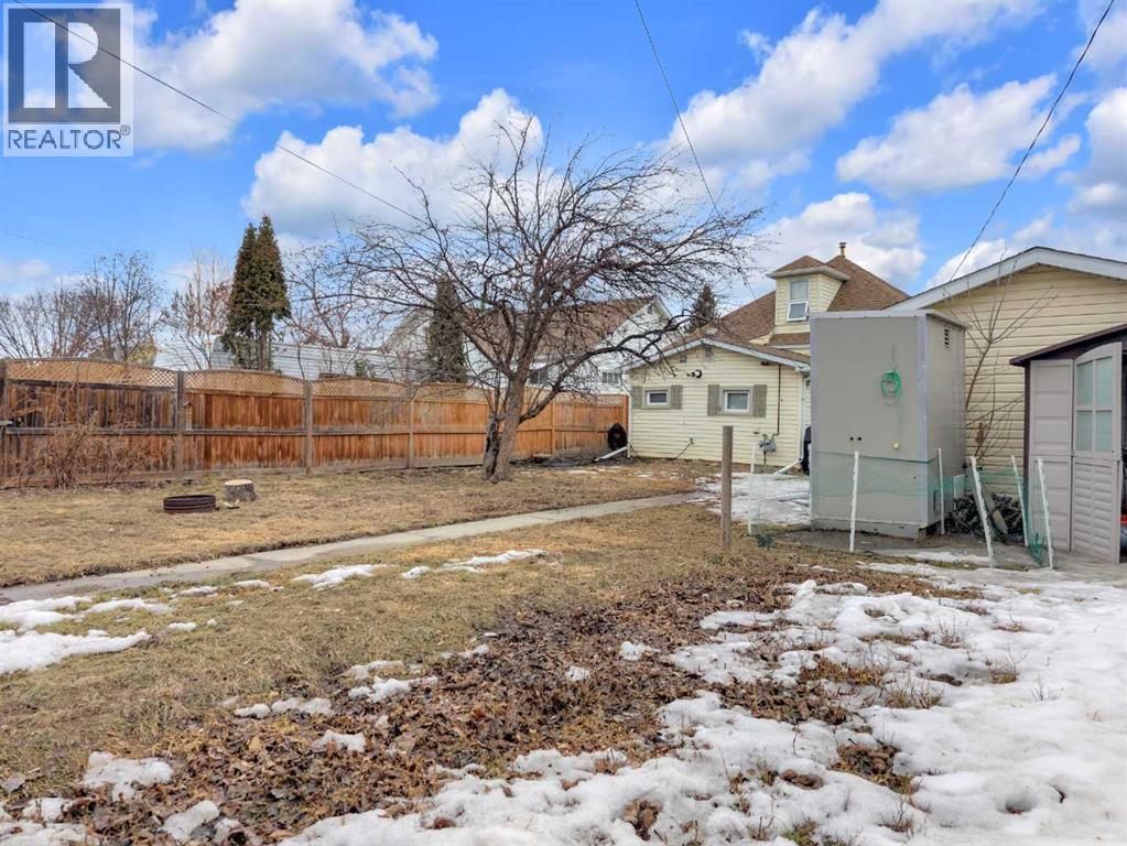 5236 50 Street, Lacombe