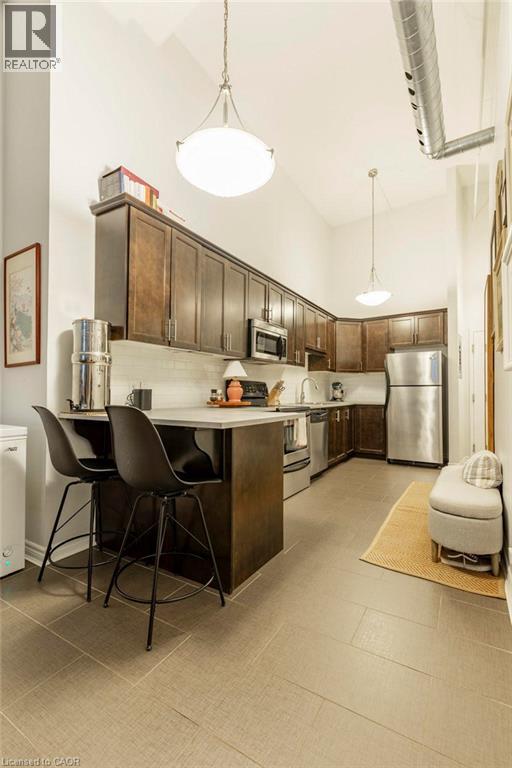 80 KING WILLIAM Street Unit# 112, Hamilton, Ontario, L8R0A1 — Photo 3