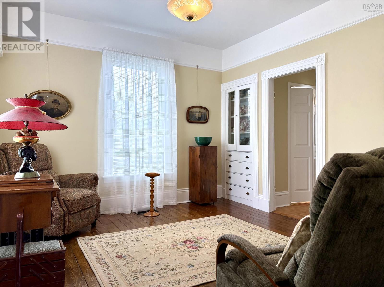 1684 242 Highway - 31