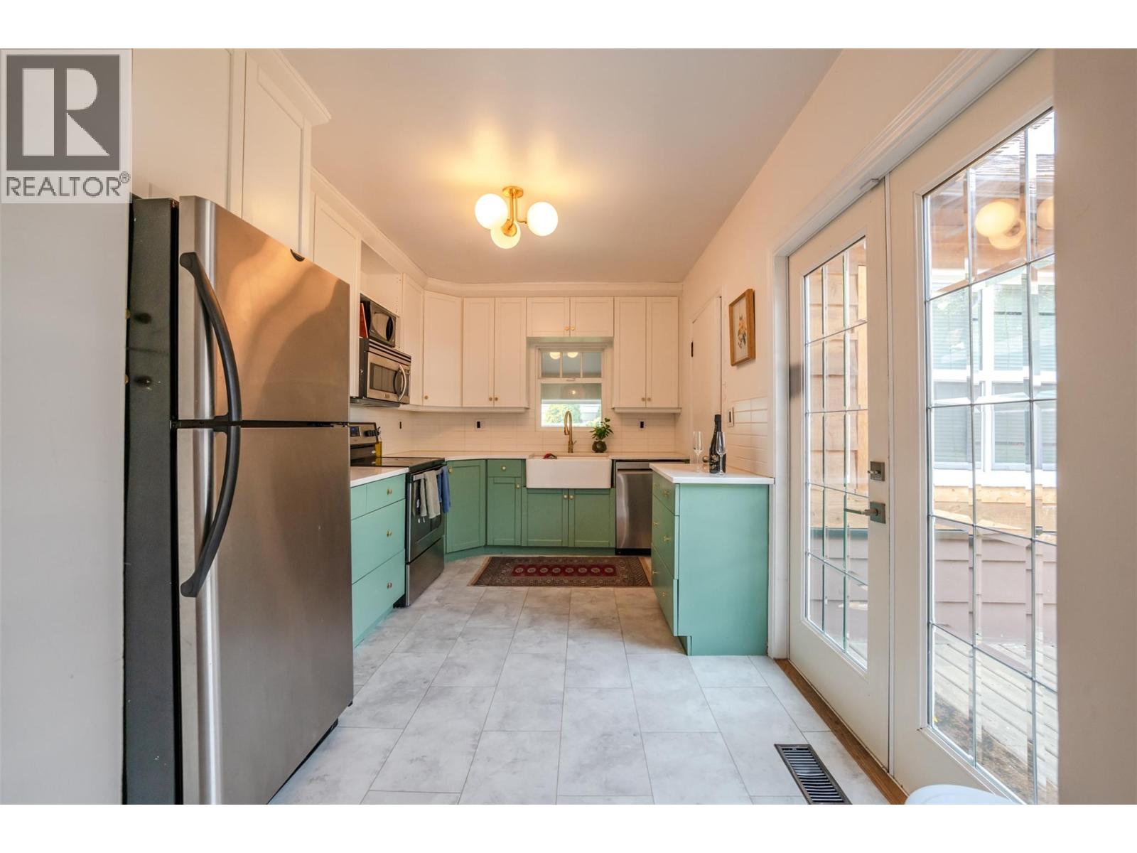 1045 Manitoba Street, Penticton