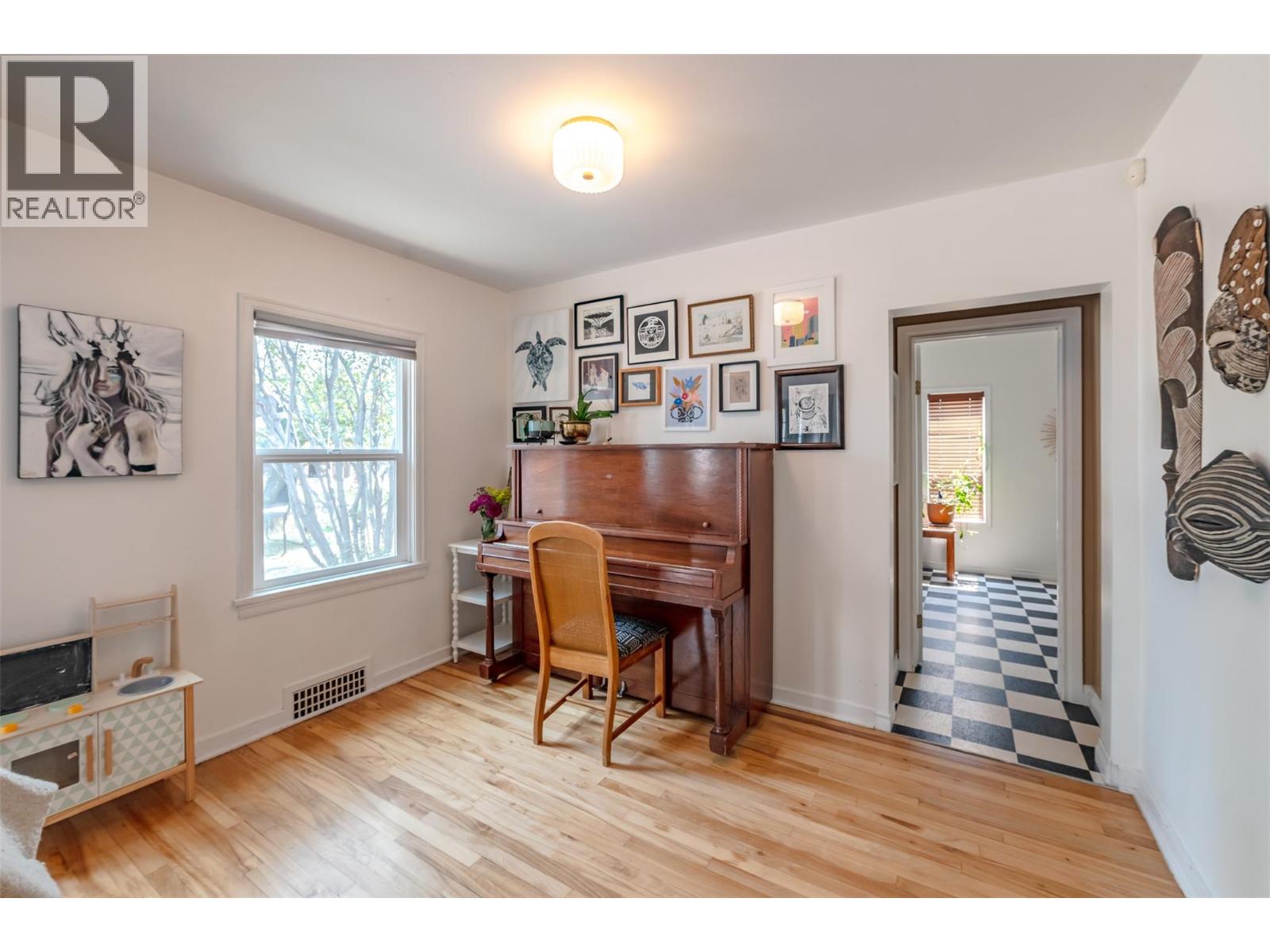 1045 Manitoba Street, Penticton