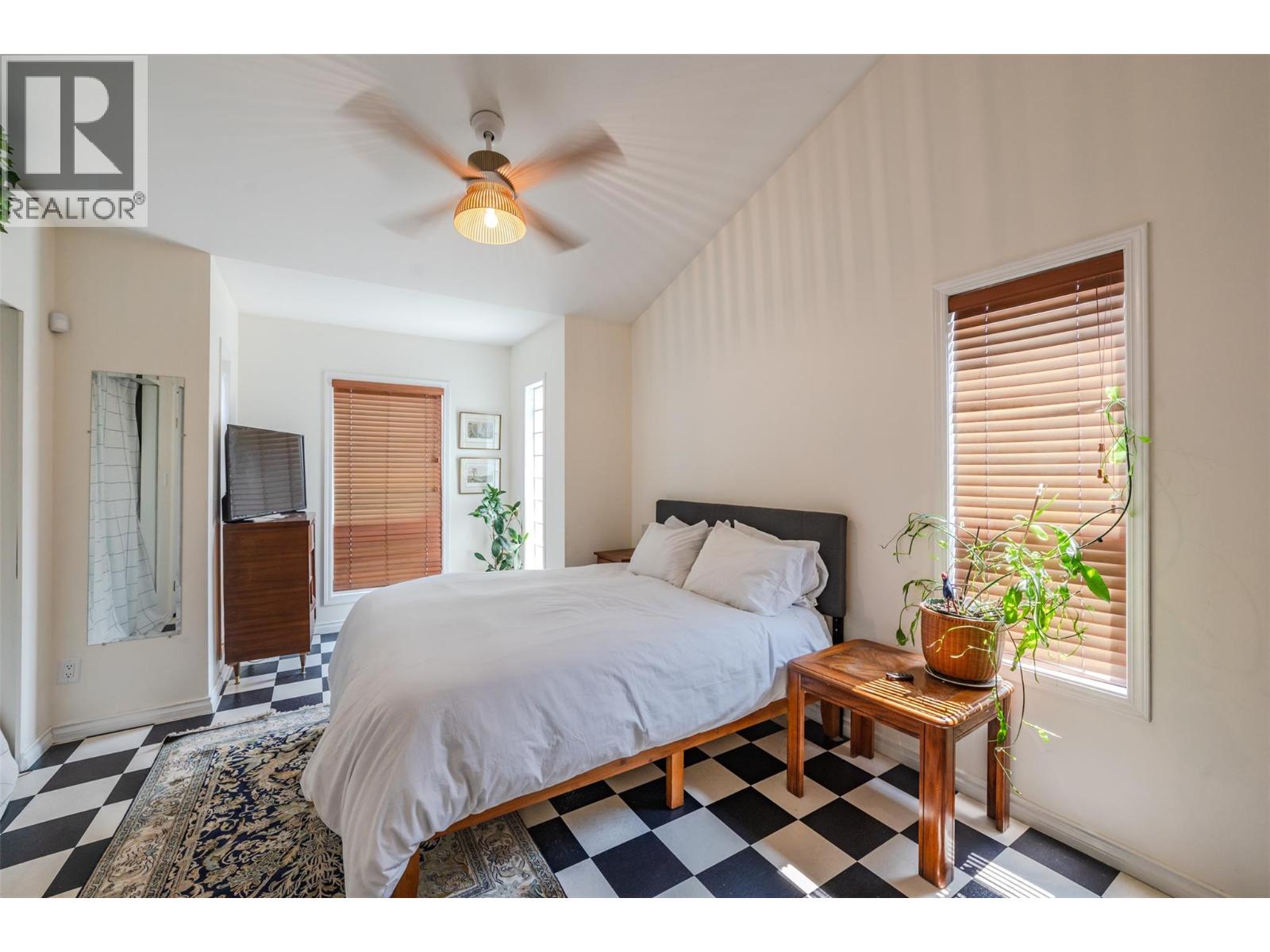 1045 Manitoba Street, Penticton