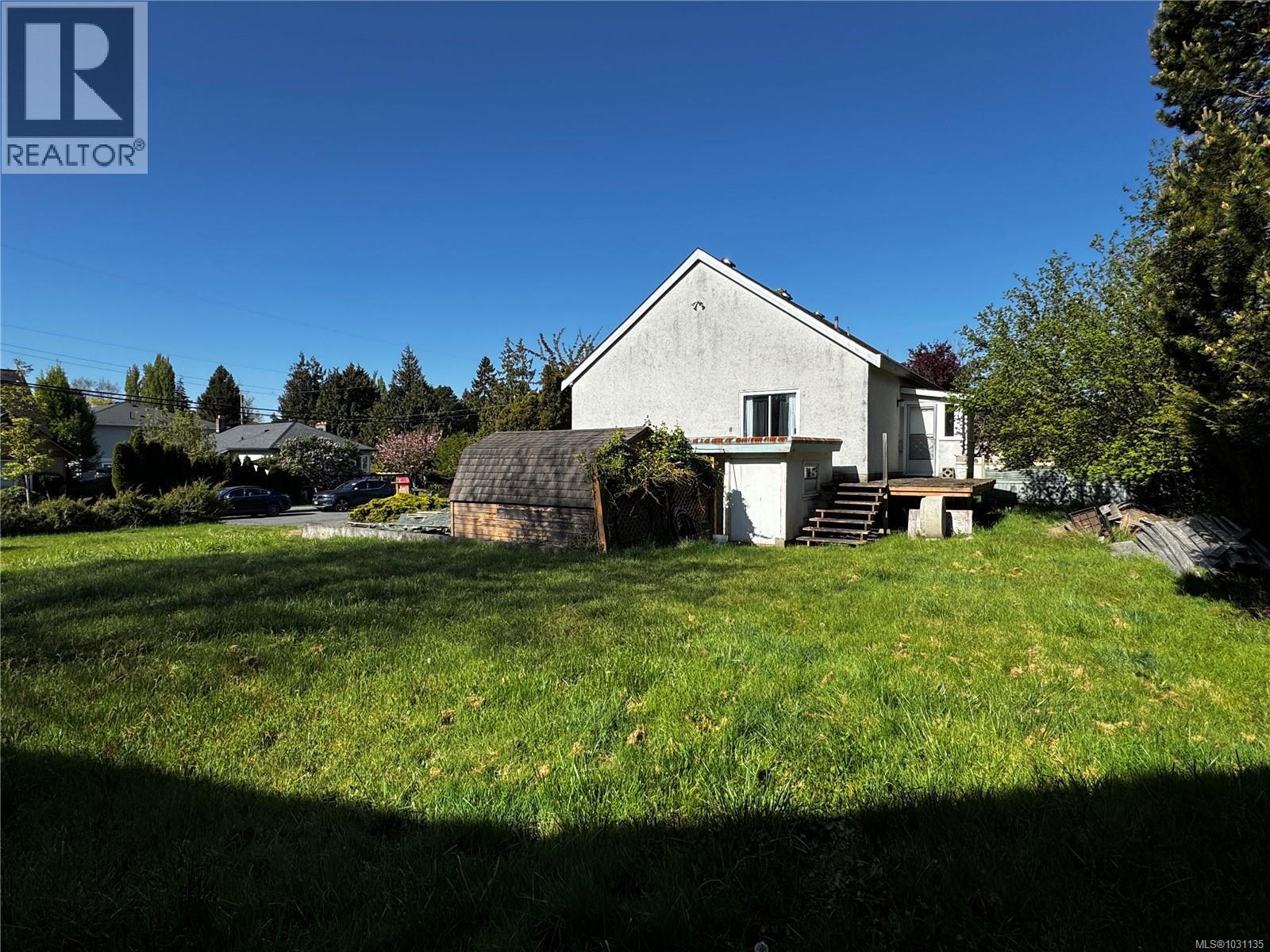385 Kinver St - 3