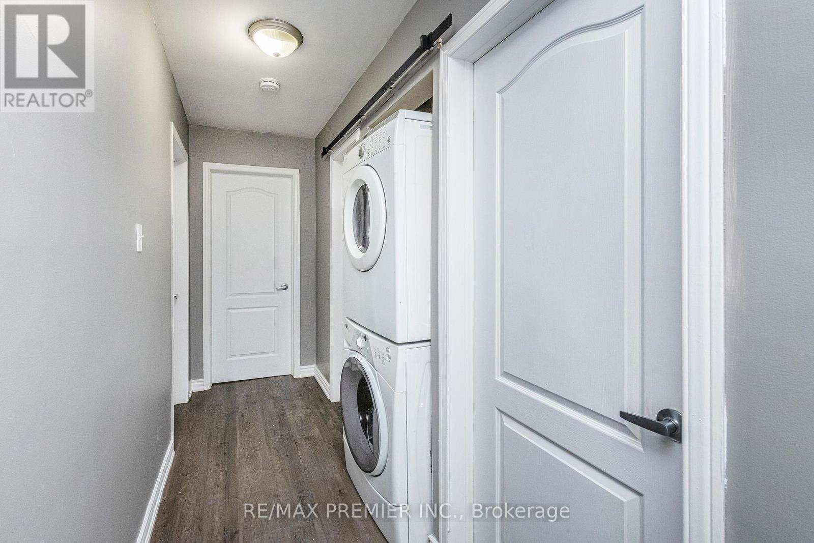 43 JULES AVENUE - 11