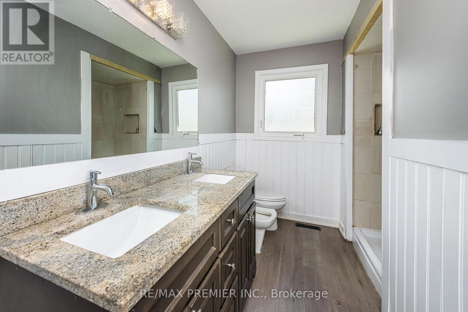 43 JULES AVENUE - 15