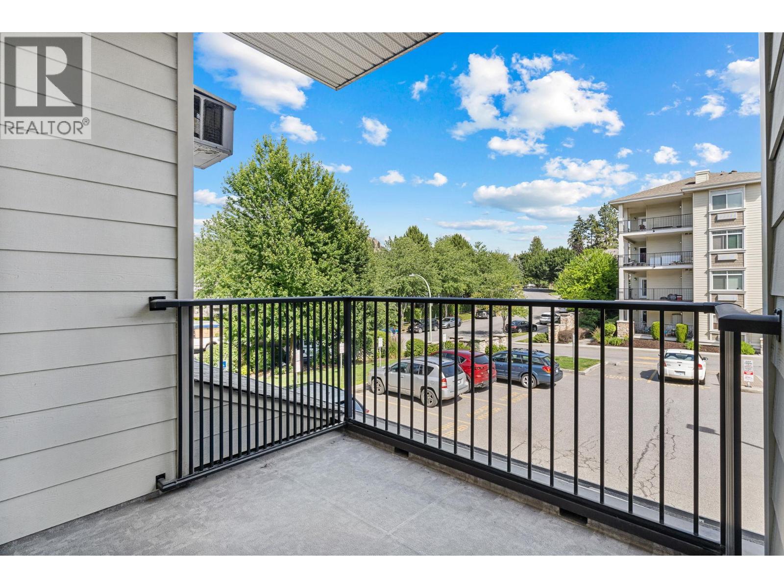 1350 Ridgeway Drive Unit# 202, Kelowna