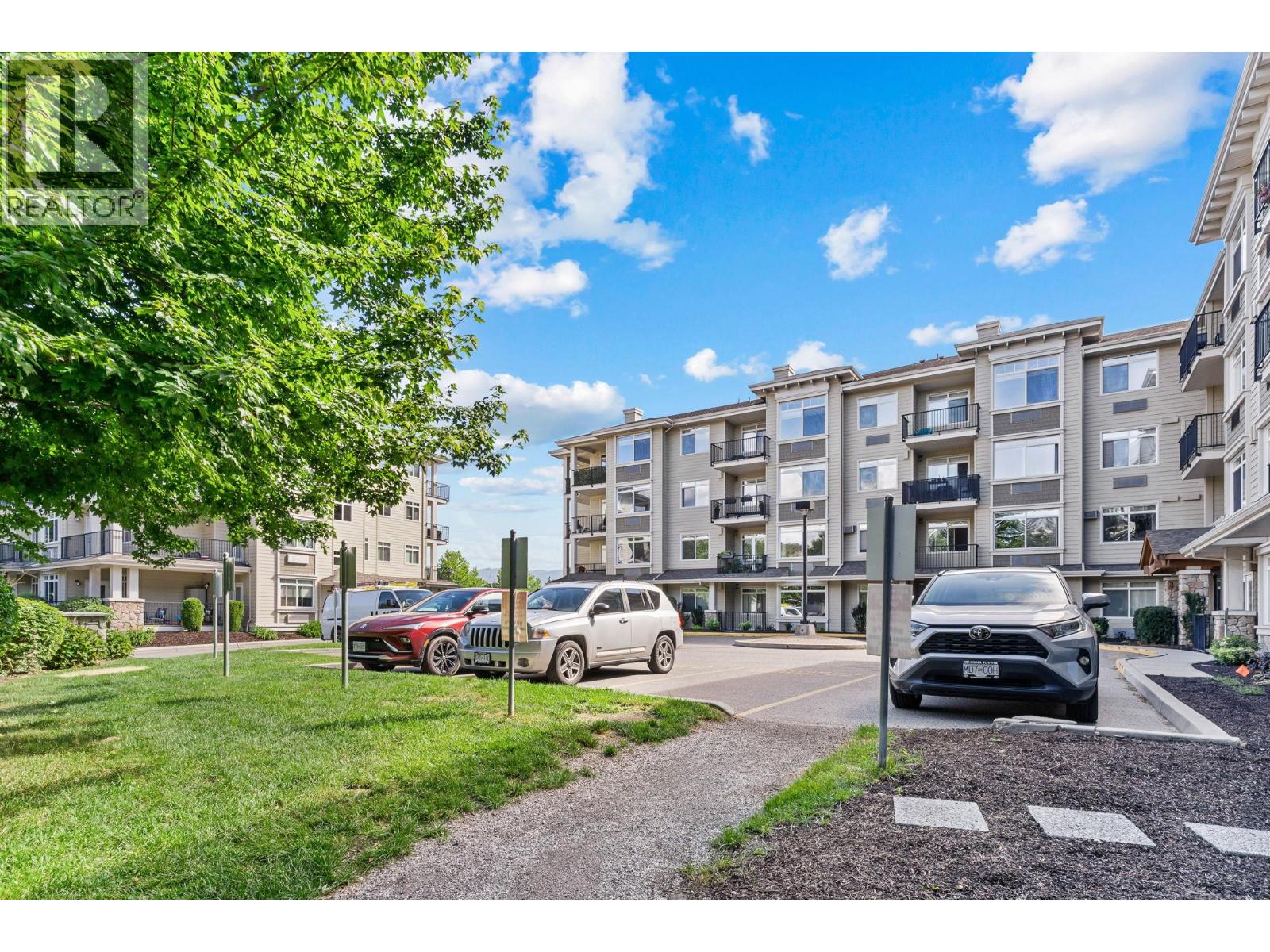 1350 Ridgeway Drive Unit# 202, Kelowna